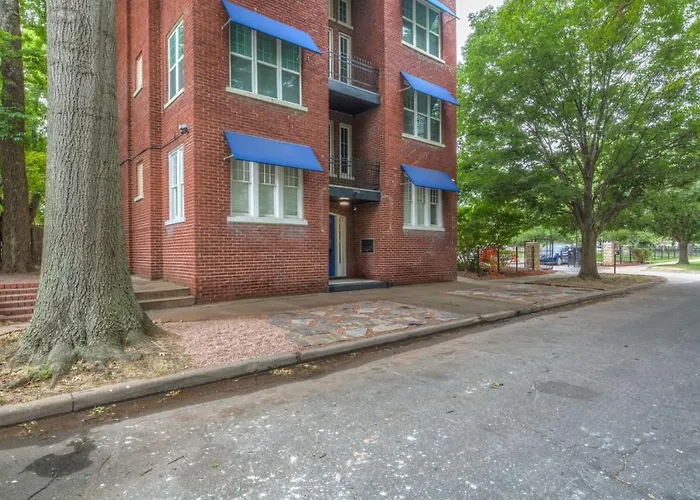 Apartment Carson Flats 3 - 1br Near Bok, Osu Med, Dtwn Tulsa
